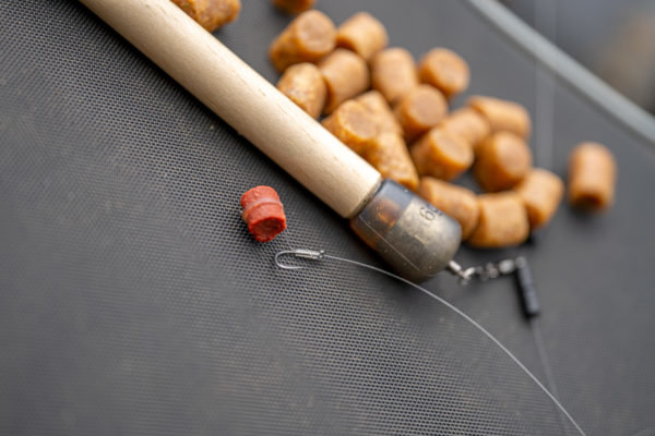 Sonubaits Robin Red Feed Pellet - 8Mm (With Holes) S1800018